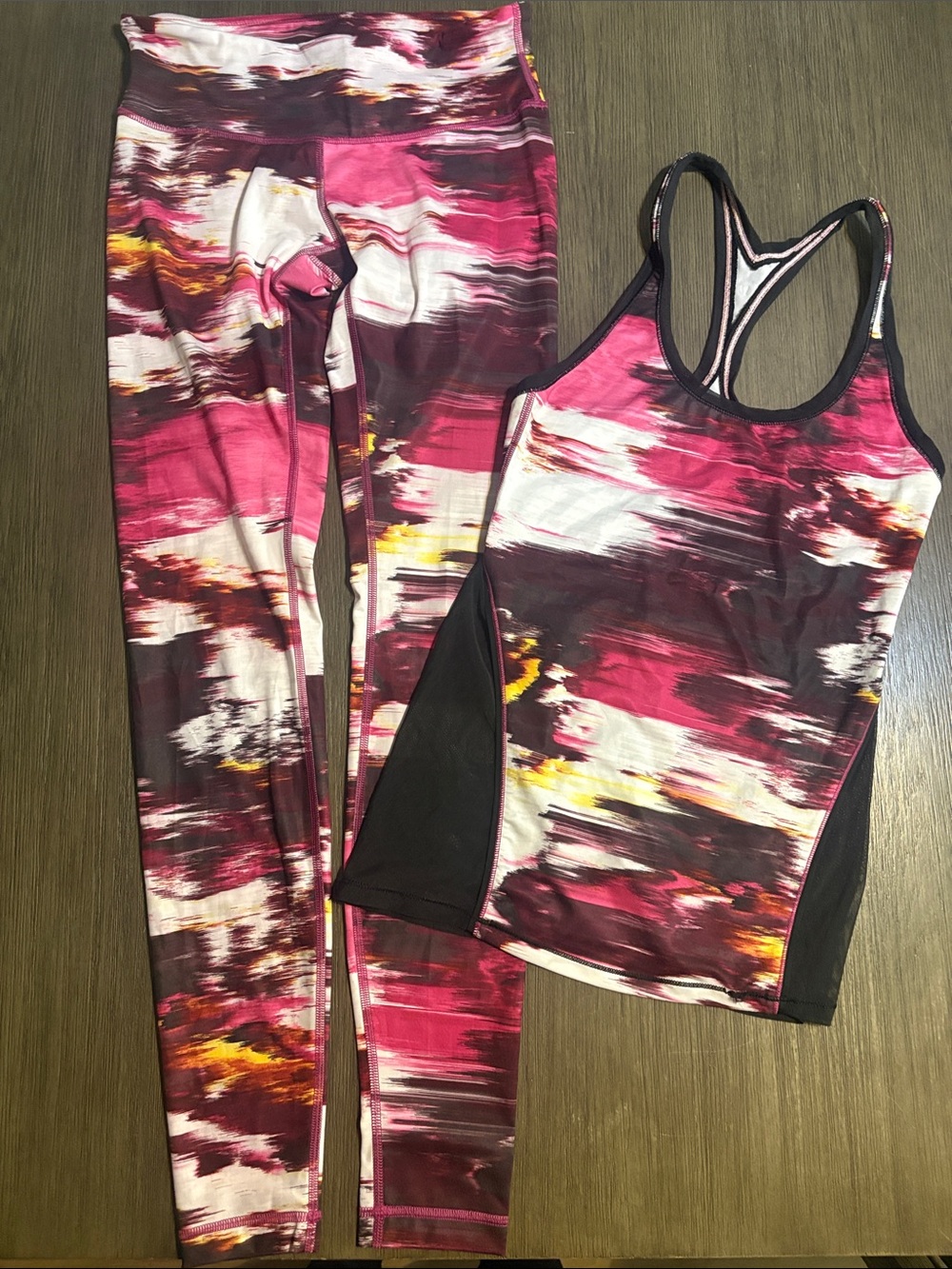 lululemon Pink Multi-Print Racerback Tank & Leggings Set Size 6 - Picture 2 of 6